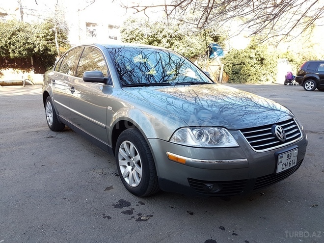 Volkswagen Passat 2003, 290,000 km - 1.8 l - Bakı