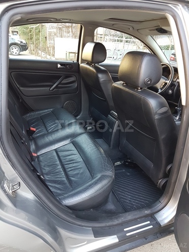 Volkswagen Passat 2003, 290,000 km - 1.8 l - Bakı
