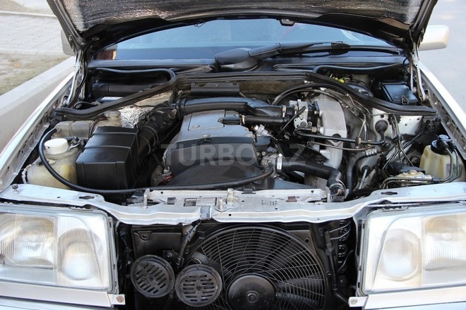 Mercedes E 220 1994, 237,000 km - 2.2 l - Gəncə