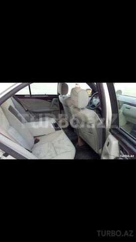 Mercedes E 240 1997, 25,000 km - 2.4 l - Bakı