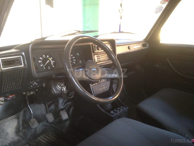 LADA (VAZ) 2107 2011, 108,500 km - 1.6 l - Samux