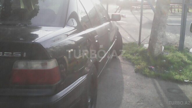 BMW 325 1994, 214,223 km - 2.5 l - Bakı
