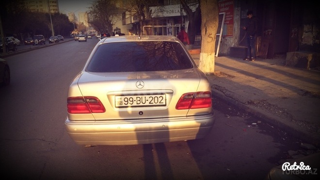 Mercedes E 280 1999, 282,000 km - 2.8 л - Bakı