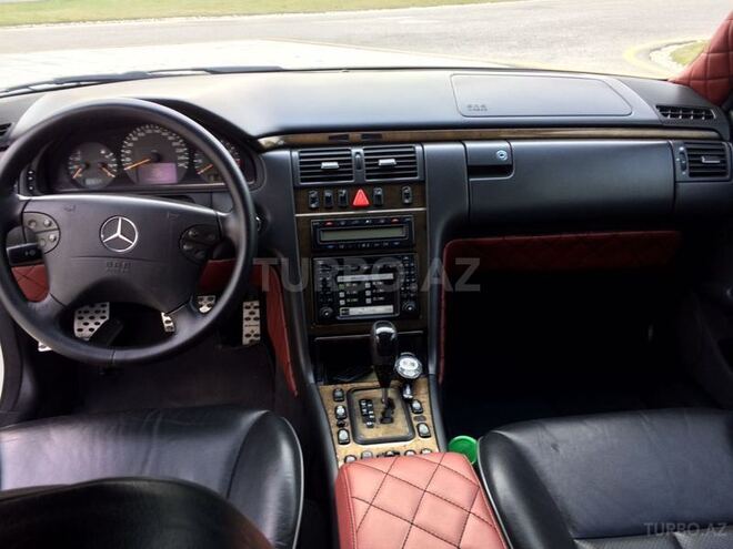 Mercedes E 320 2000, 163,000 km - 3.2 l - Bakı
