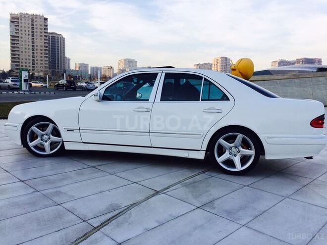 Mercedes E 320 2000, 163,000 km - 3.2 l - Bakı
