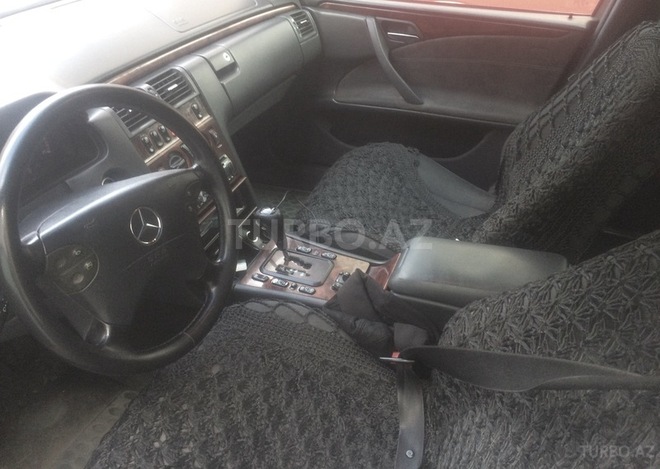 Mercedes E 200 2000, 280,000 km - 2.0 l - Bakı