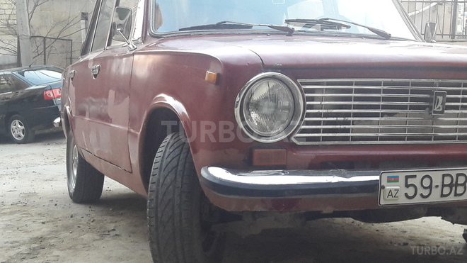 LADA (VAZ) 21011 1974, 950,000 km - 1.5 l - Bakı
