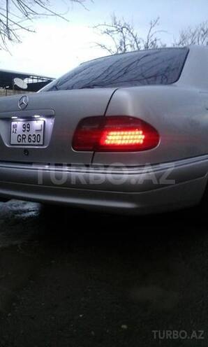 Mercedes E 240 1999, 108,000 km - 2.4 l - Gəncə