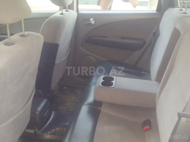 Mitsubishi Airtrek 2001, 139,000 km - 2.4 l - Cəlilabad