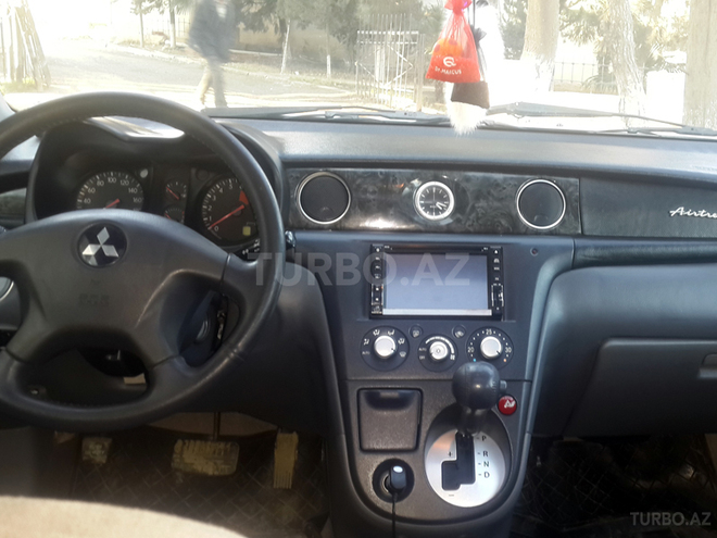 Mitsubishi Airtrek 2001, 139,000 km - 2.4 l - Cəlilabad