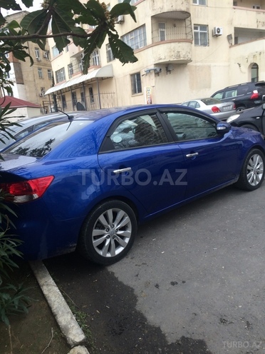 Kia Cerato 2009, 137,500 km - 2.0 l - Bakı