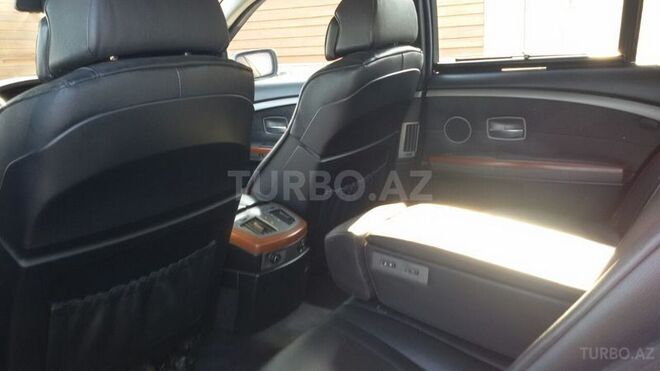 BMW 735 2002, 290,000 km - 3.5 л - Sumqayıt