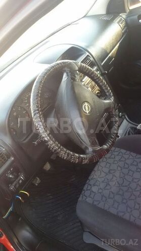 Opel Astra 1999, 299,000 km - 1.6 l - Neftçala