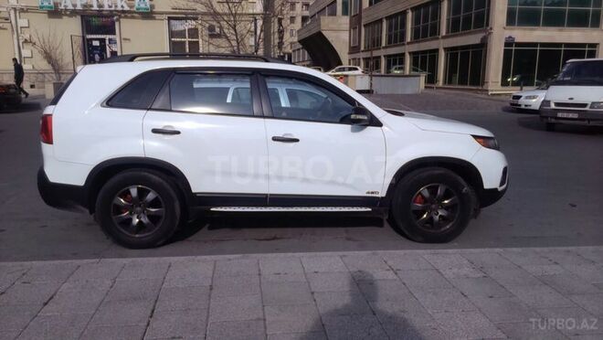 Kia Sorento 2009, 131,000 km - 2.4 l - Bakı