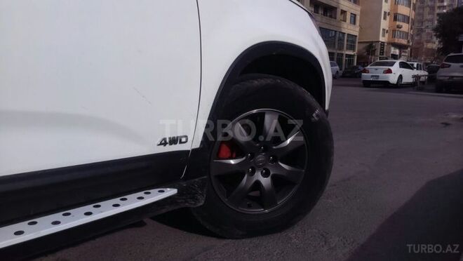 Kia Sorento 2009, 131,000 km - 2.4 l - Bakı