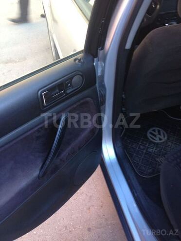 Volkswagen Passat 2000, 290,000 km - 1.8 l - Bakı