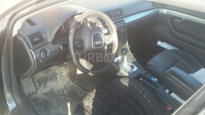 Audi A4 2005, 2,220,000 km - 2.0 l - Bakı