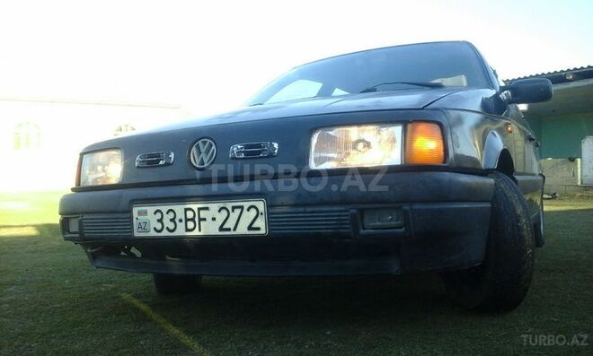 Volkswagen Passat 1992, 950,000 km - 1.8 l - Şirvan