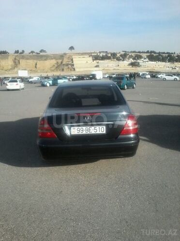 Mercedes E 220 2002, 187,452 km - 2.2 л - Bakı