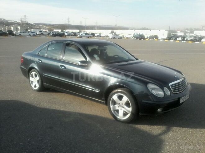 Mercedes E 220 2002, 187,452 km - 2.2 л - Bakı