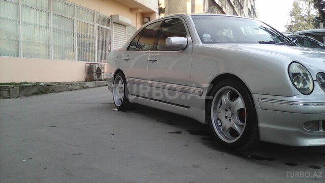 Mercedes E 240 2001, 169,000 km - 2.6 л - Bakı