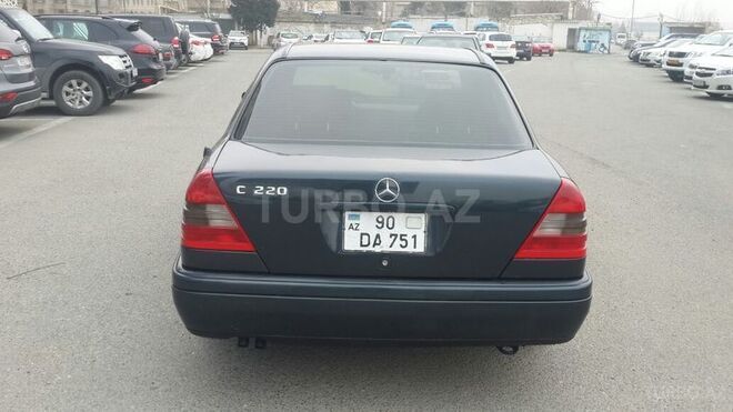Mercedes C 220 1995, 289,000 km - 2.2 l - Bakı