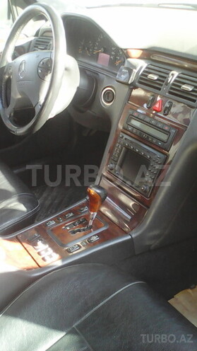 Mercedes E 240 2001, 169,000 km - 2.6 л - Bakı