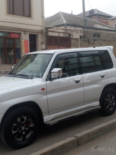 Mitsubishi Pajero io 2001, 154,000 km - 2.0 l - Bakı