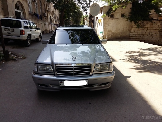 Mercedes C 200 1999, 251,000 km - 2.0 l - Bakı