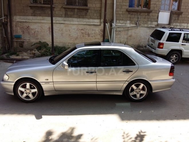Mercedes C 200 1999, 251,000 km - 2.0 l - Bakı