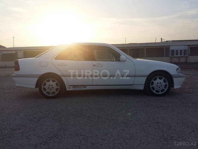 Mercedes C 230 1998, 217,400 km - 2.3 l - Sumqayıt