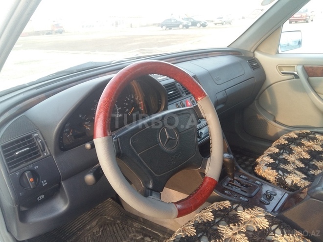 Mercedes C 230 1998, 217,400 km - 2.3 l - Sumqayıt