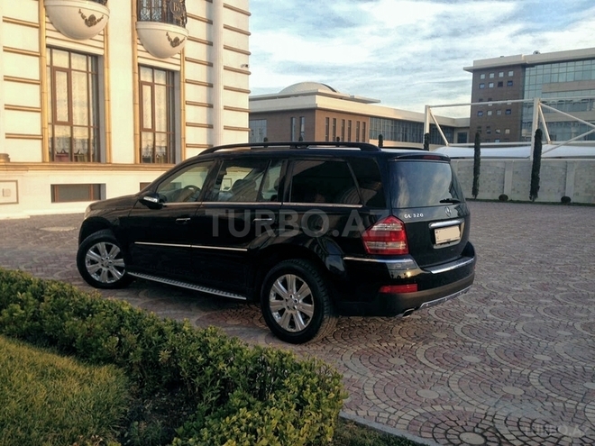 Mercedes GL 320 2007, 138,000 km - 3.2 l - Bakı