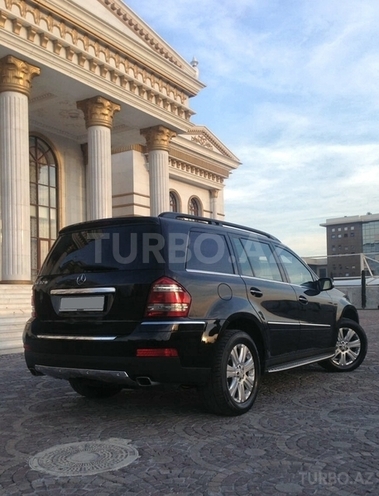 Mercedes GL 320 2007, 138,000 km - 3.2 l - Bakı