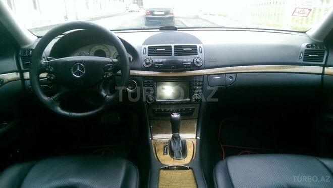 Mercedes E 200 2007, 215,800 km - 2.0 л - Ağdam