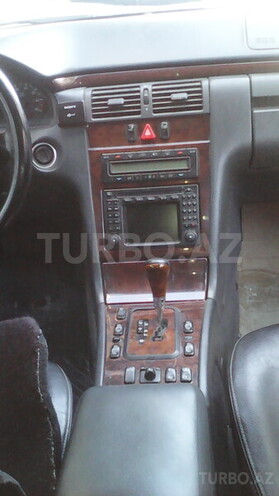 Mercedes E 240 2001, 150,000 km - 2.6 l - Xırdalan