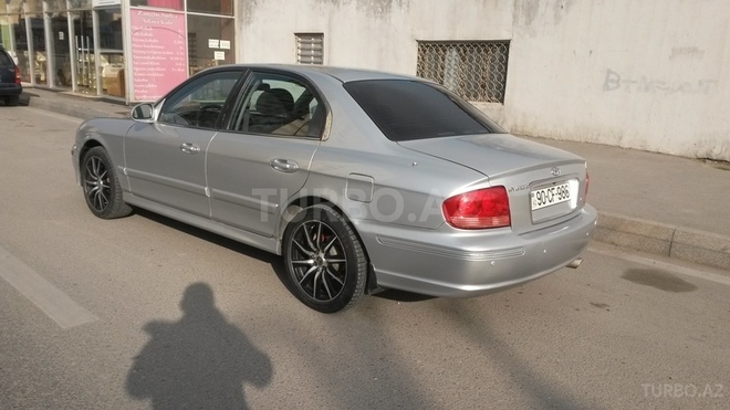 Hyundai Sonata 2004, 178,000 km - 2.0 l - Bakı