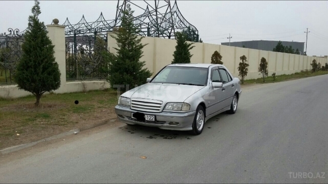 Mercedes C 180 1997, 267,855 km - 1.8 l - Bakı