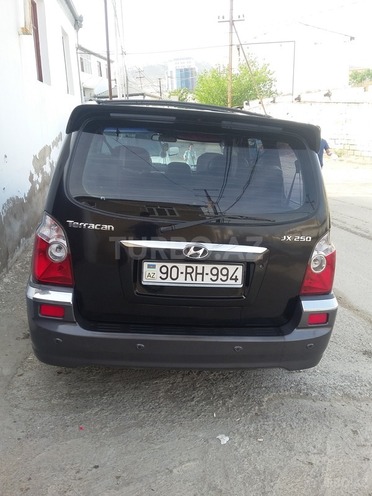 Hyundai Terracan 2002, 300,000 km - 2.5 l - Bakı