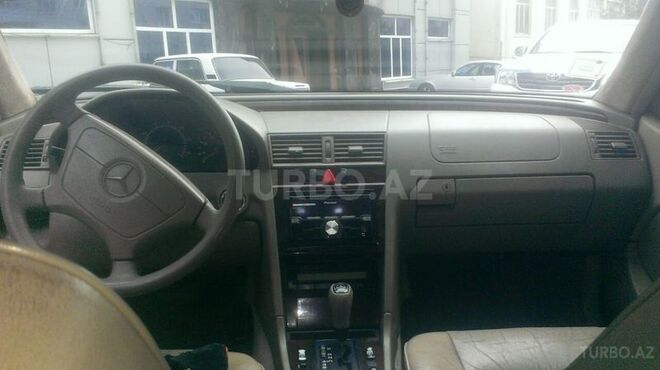 Mercedes C 230 1997, 213,528 km - 2.3 л - Bakı