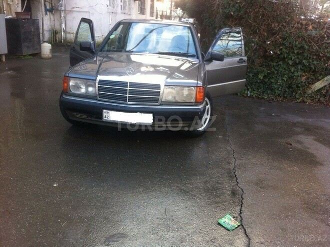 Mercedes 190 1990, 350,000 km - 1.8 л - Bakı