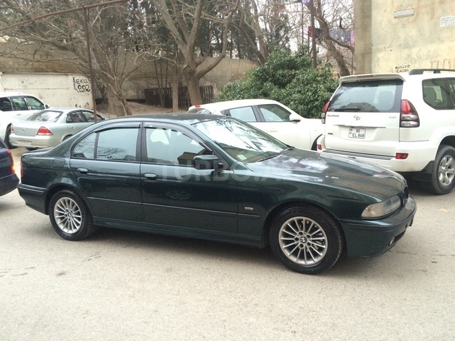 BMW 525 2000, 176,545 km - 2.5 l - Bakı