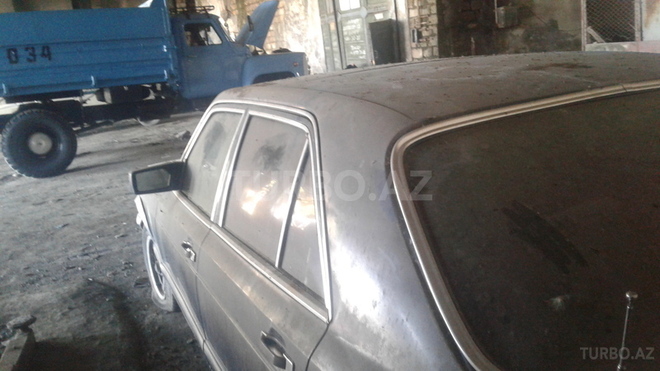 Mercedes  1990, 5,325,858 km - 0.1 л - Bakı