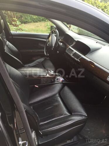 BMW 745 2001, 330,000 km - 4.4 l - Bakı