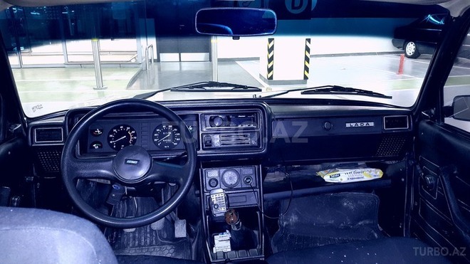 LADA (VAZ) 2105 1984, 300,000 km - 1.6 l - Bakı