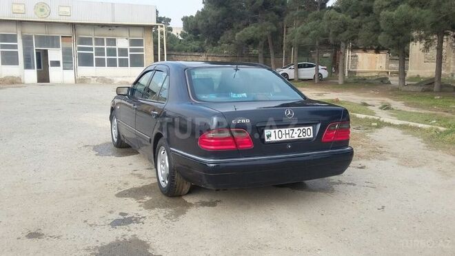 Mercedes E 280 1996, 397,450 km - 2.8 l - Bakı