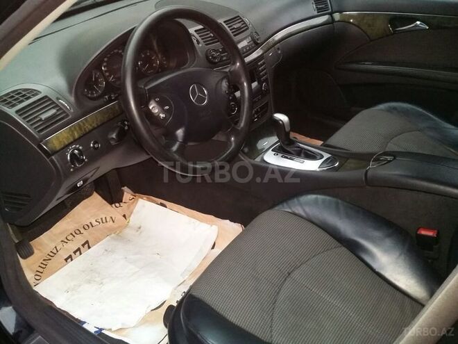 Mercedes E 220 2004, 213,264 km - 2.2 l - Bakı