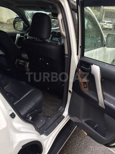 Toyota Prado 2010, 38,000 km - 4.0 l - Bakı