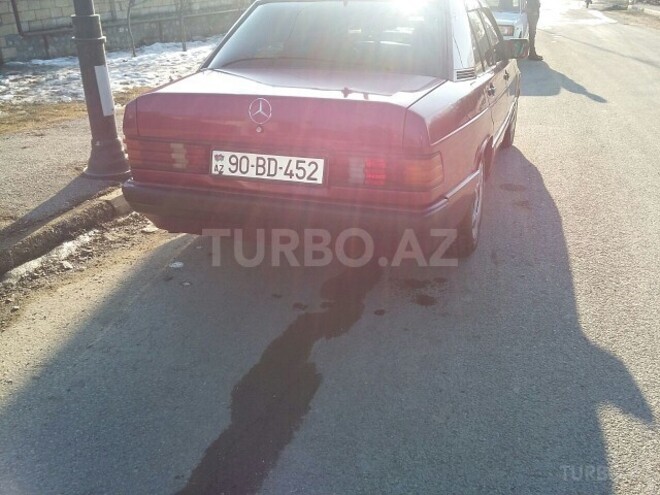 Mercedes 190 1991, 420,000 km - 1.8 l - İsmayıllı