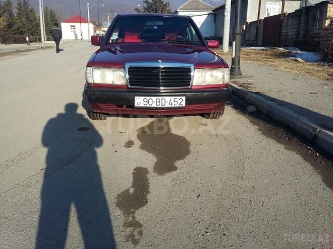 Mercedes 190 1991, 420,000 km - 1.8 l - İsmayıllı